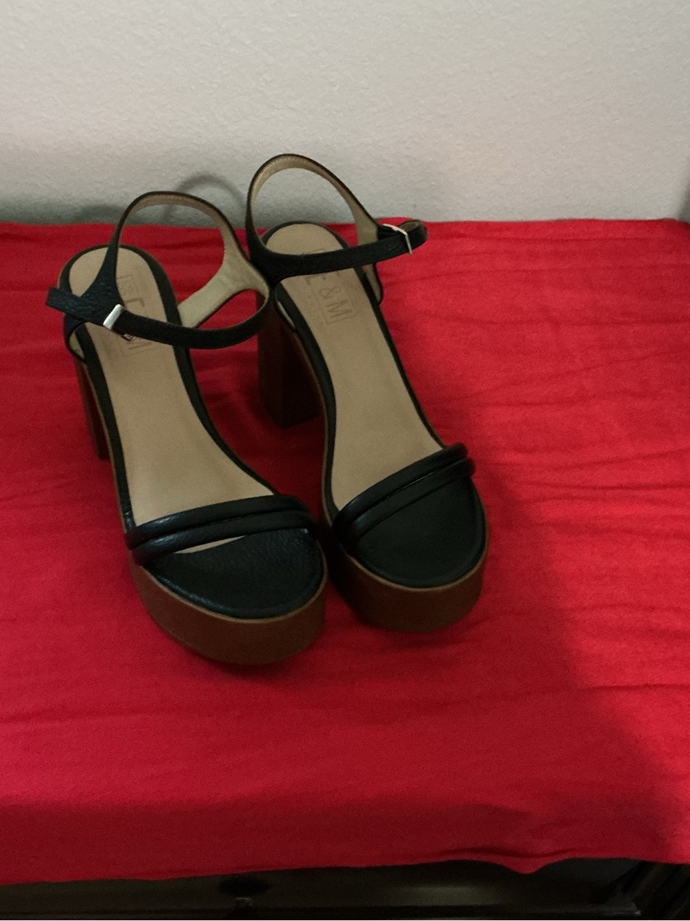 Black Leather Platform Block Heels - Size 7 - NIB